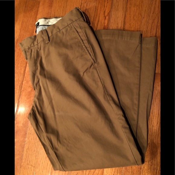 Banana Republic Men’s Chino Pants, Size 34 x 30 - Picture 1 of 1
